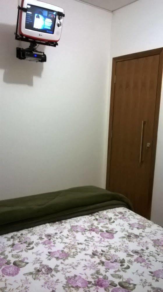 Hostel Flor De Maria São Paulo Luaran gambar